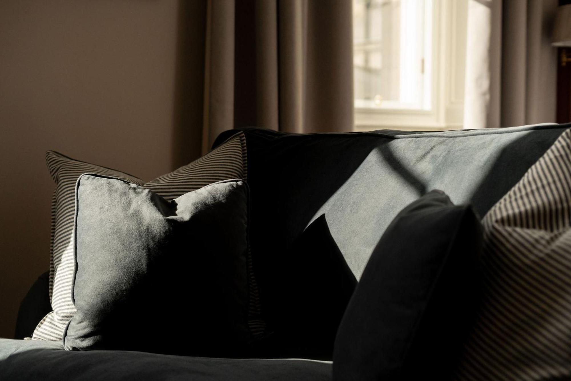 Hotel Moment George IV Bridge Edimburgo Esterno foto