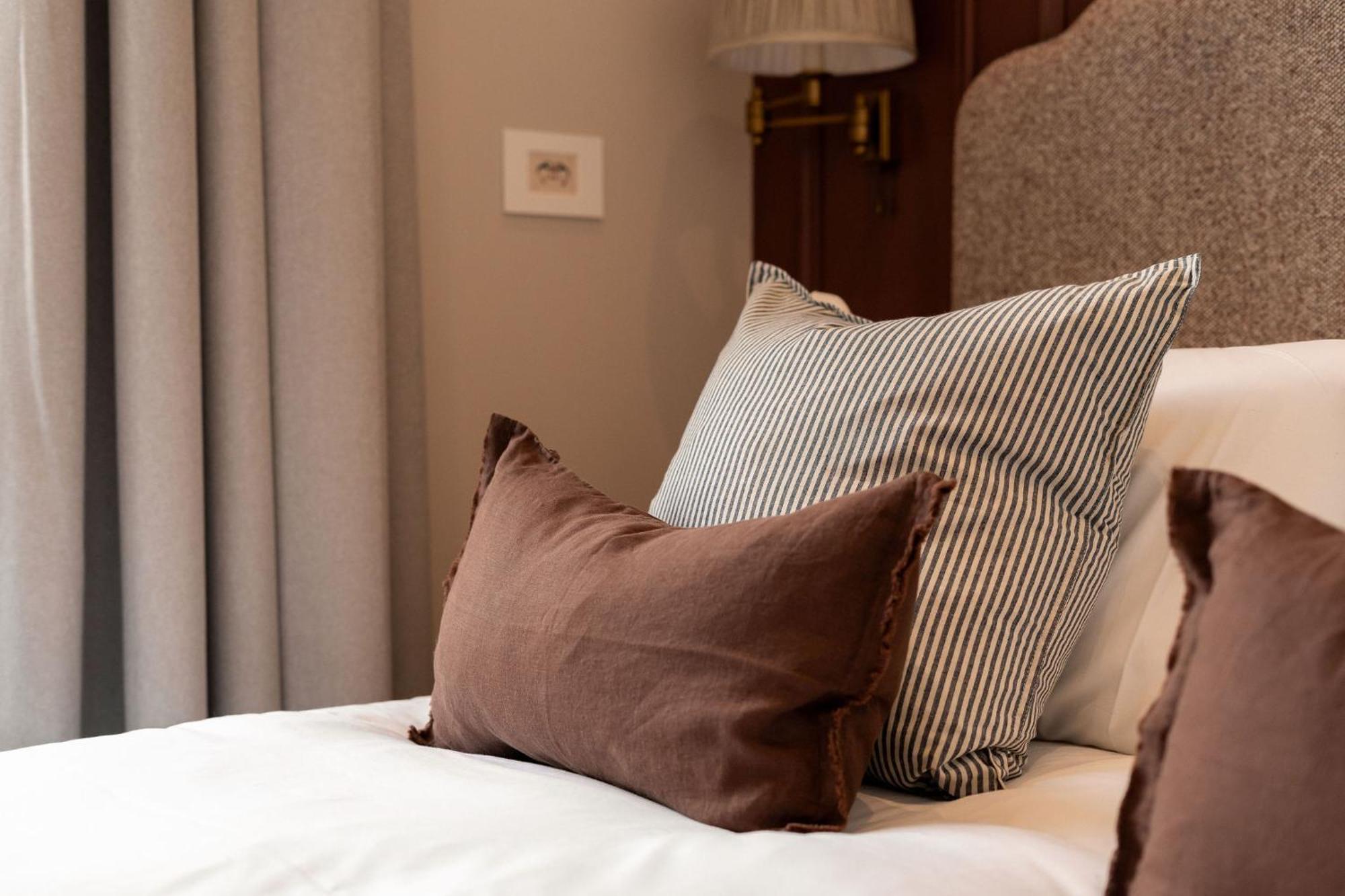 Hotel Moment George IV Bridge Edimburgo Esterno foto